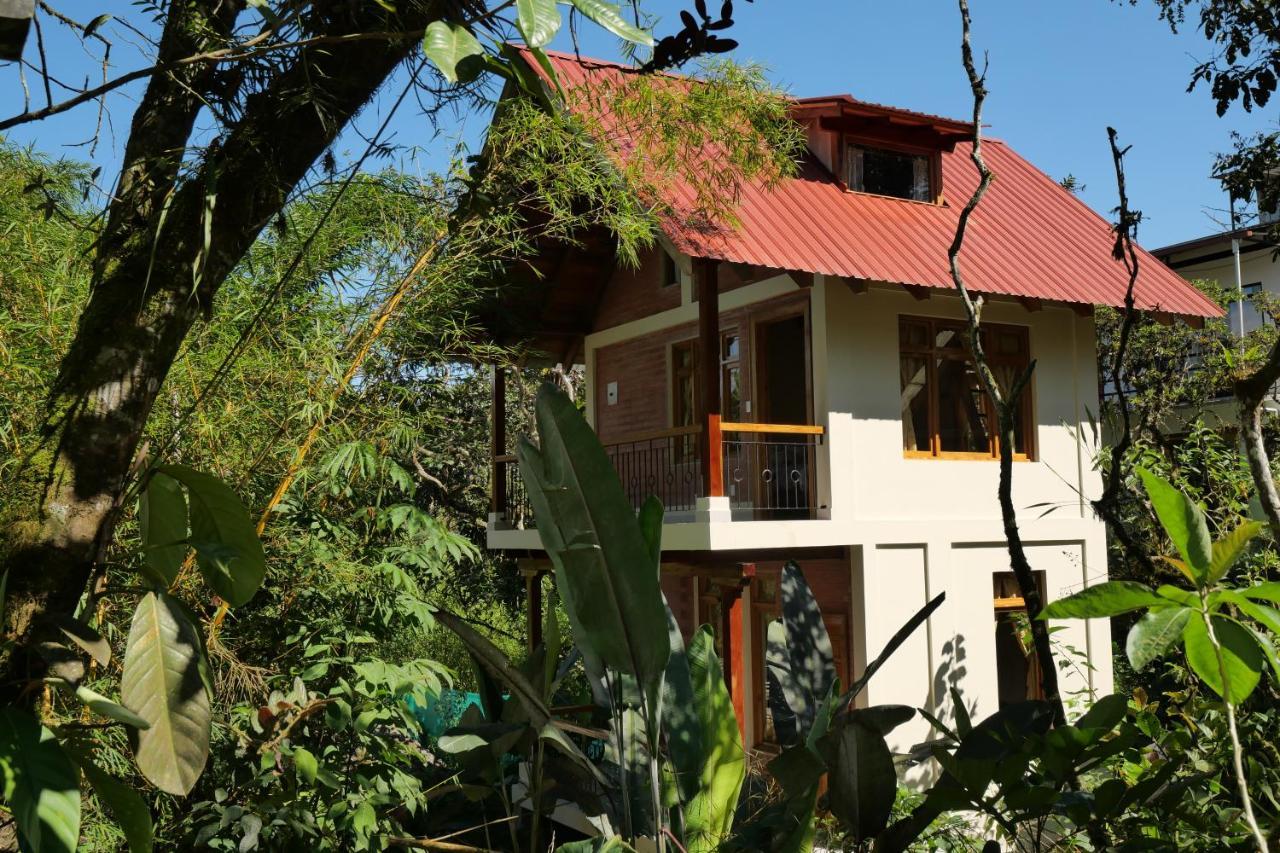 Casa Del Rio En Mindo Bed & Breakfast Екстериор снимка