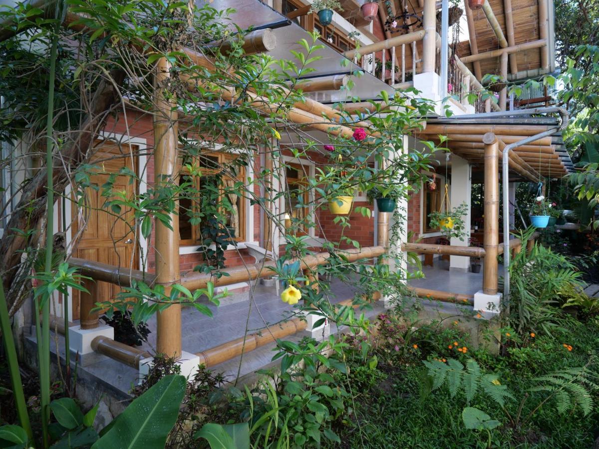 Casa Del Rio En Mindo Bed & Breakfast Екстериор снимка