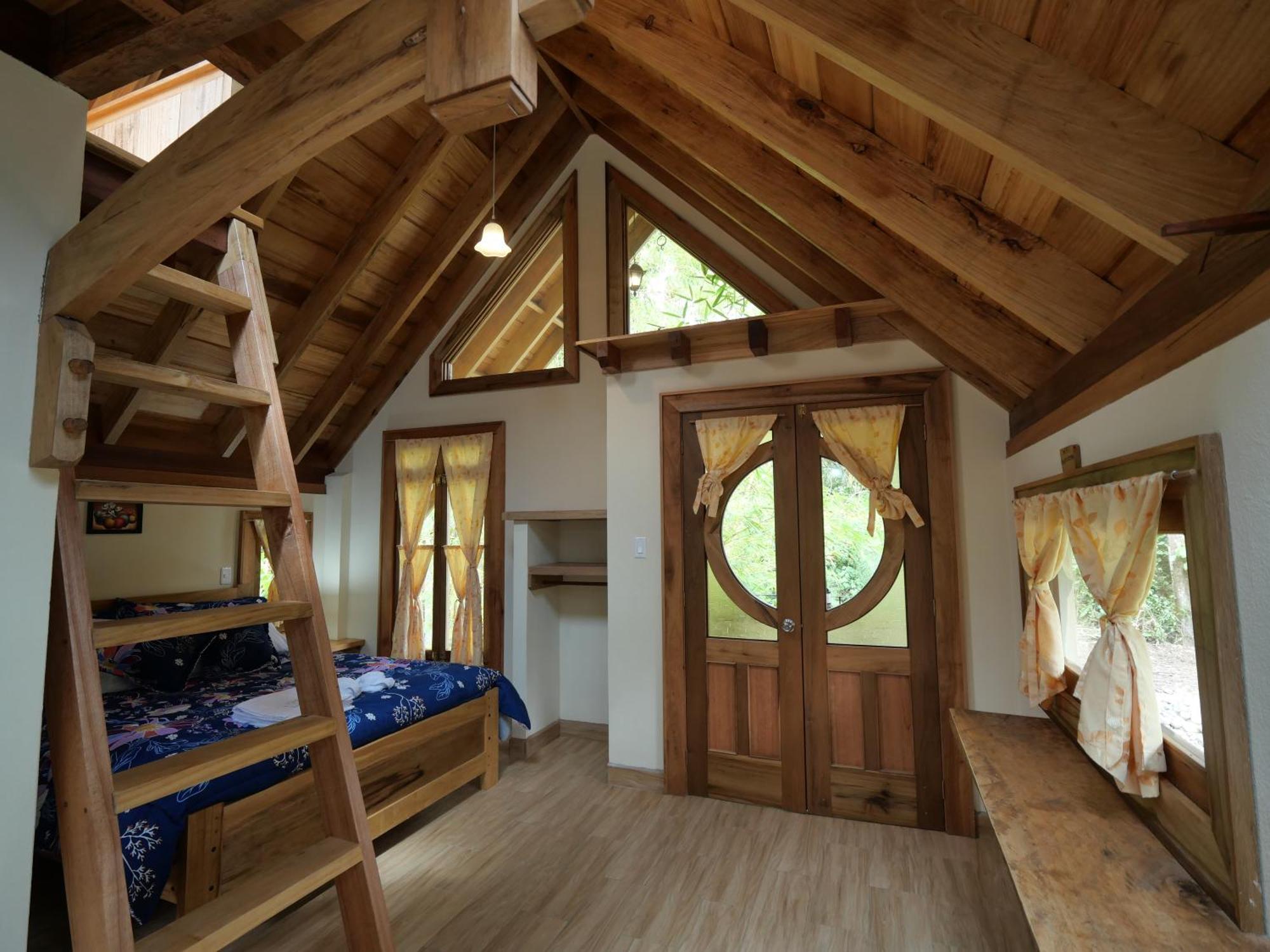 Casa Del Rio En Mindo Bed & Breakfast Екстериор снимка