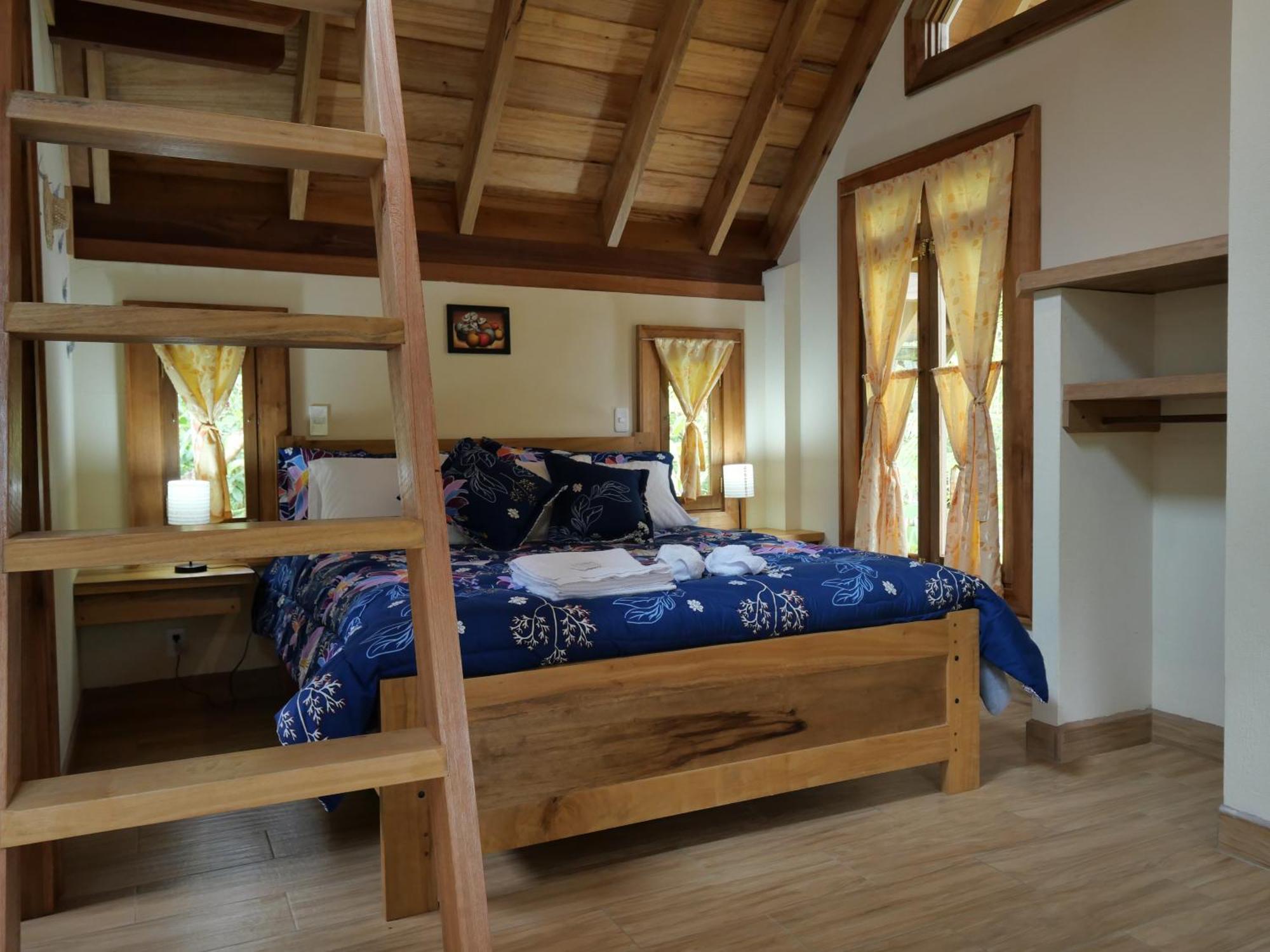 Casa Del Rio En Mindo Bed & Breakfast Екстериор снимка