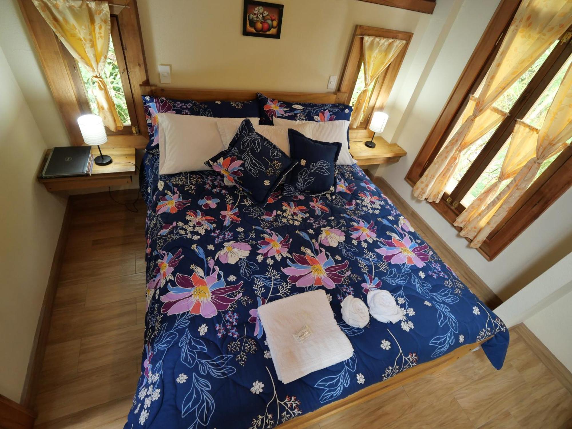 Casa Del Rio En Mindo Bed & Breakfast Екстериор снимка
