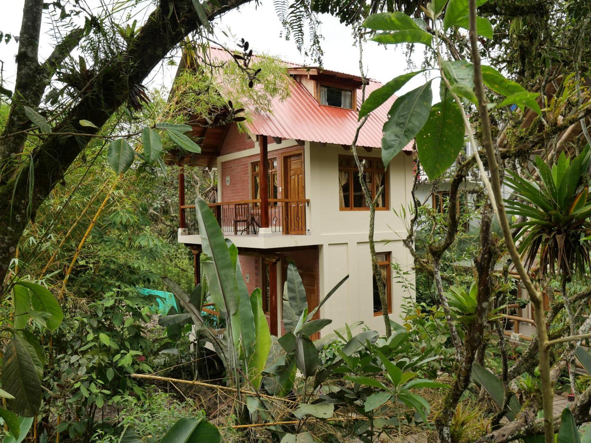 Casa Del Rio En Mindo Bed & Breakfast Екстериор снимка